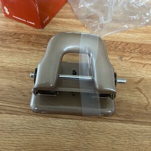 Vintage General MOD.NO 330 Two Hole Punch tan